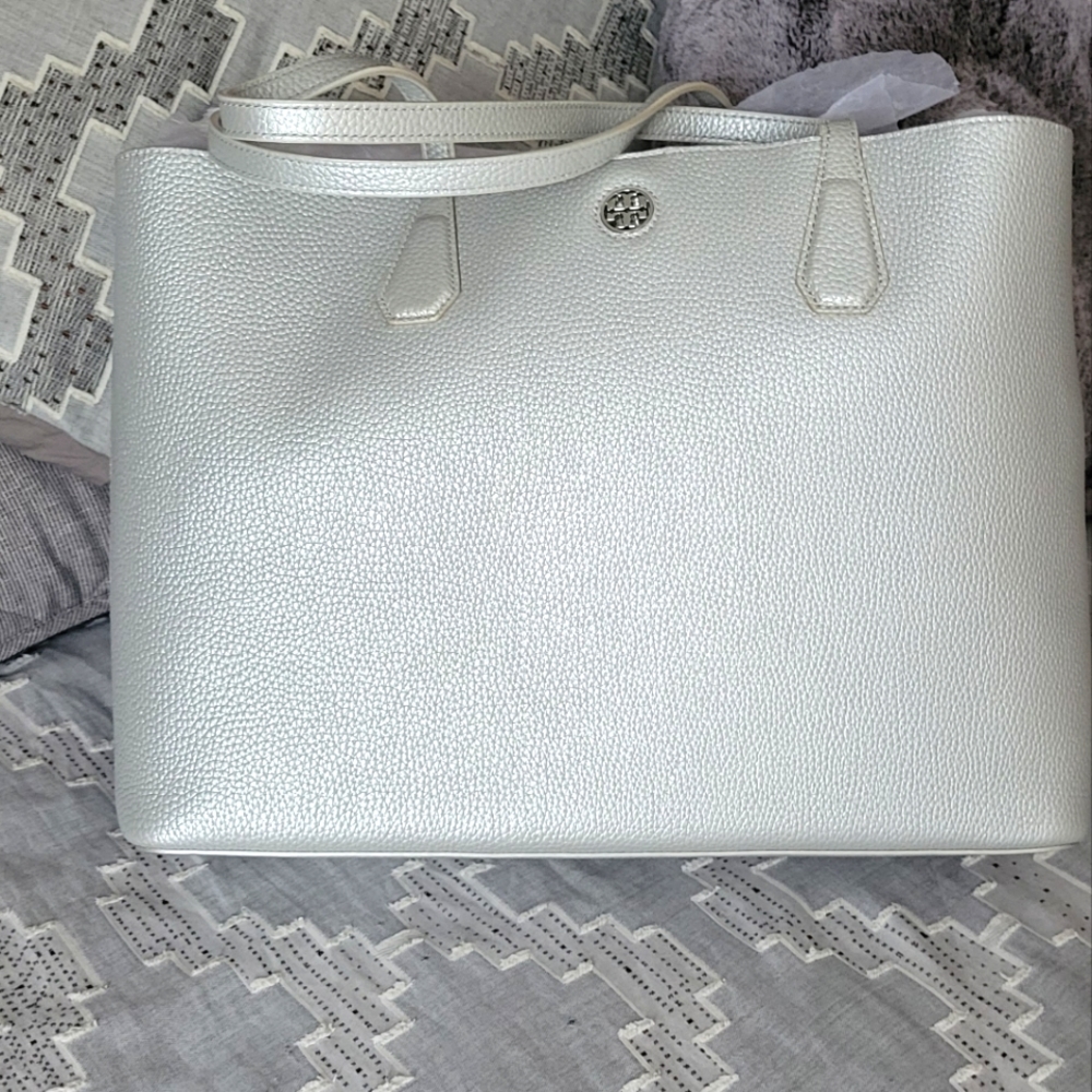 New with tags Tory Burch tote